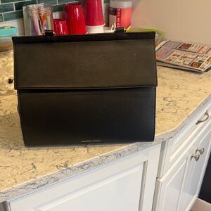 Modern Picnic Black Structured Top-Handle Bag